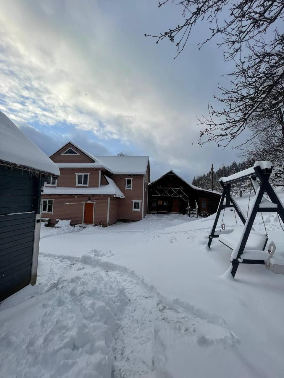 Kazka Aparthotel Яблуниця Екстериор снимка