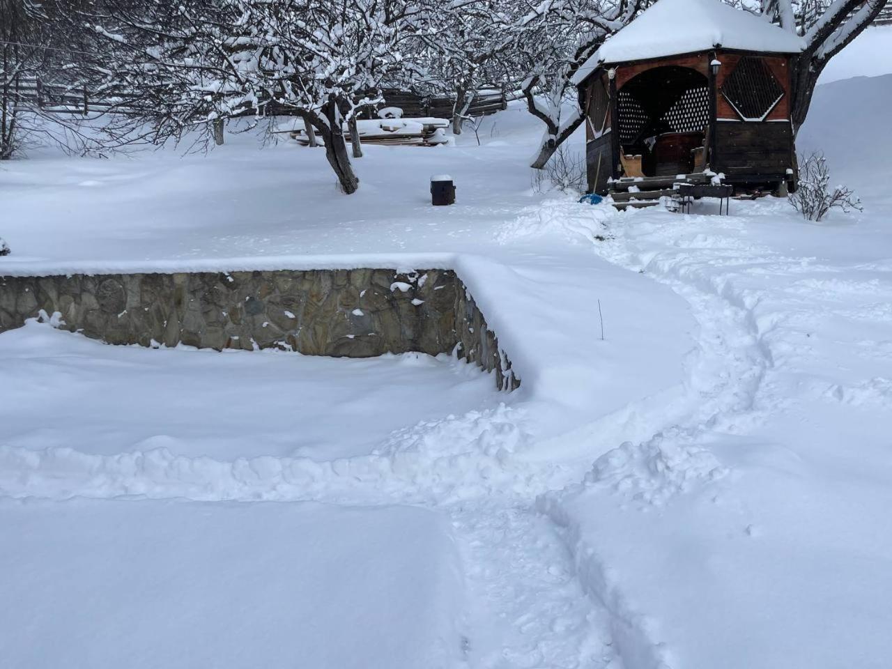 Kazka Aparthotel Яблуниця Екстериор снимка